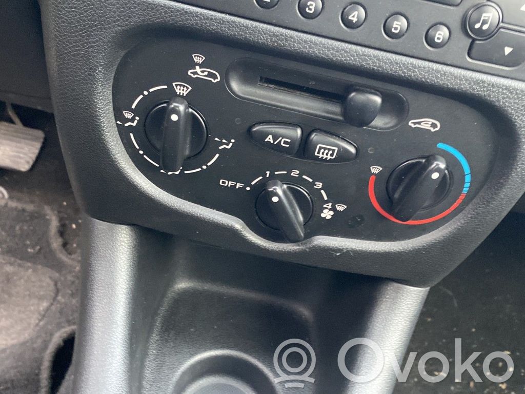 Peugeot 206+ Centralina del climatizzatore 