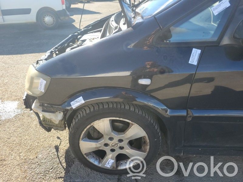 Opel Zafira A Aripă 