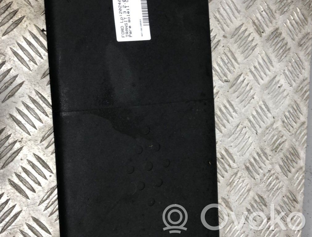 Sun visor