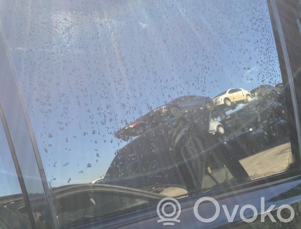 BMW X3 E83 Takaoven ikkunalasi 