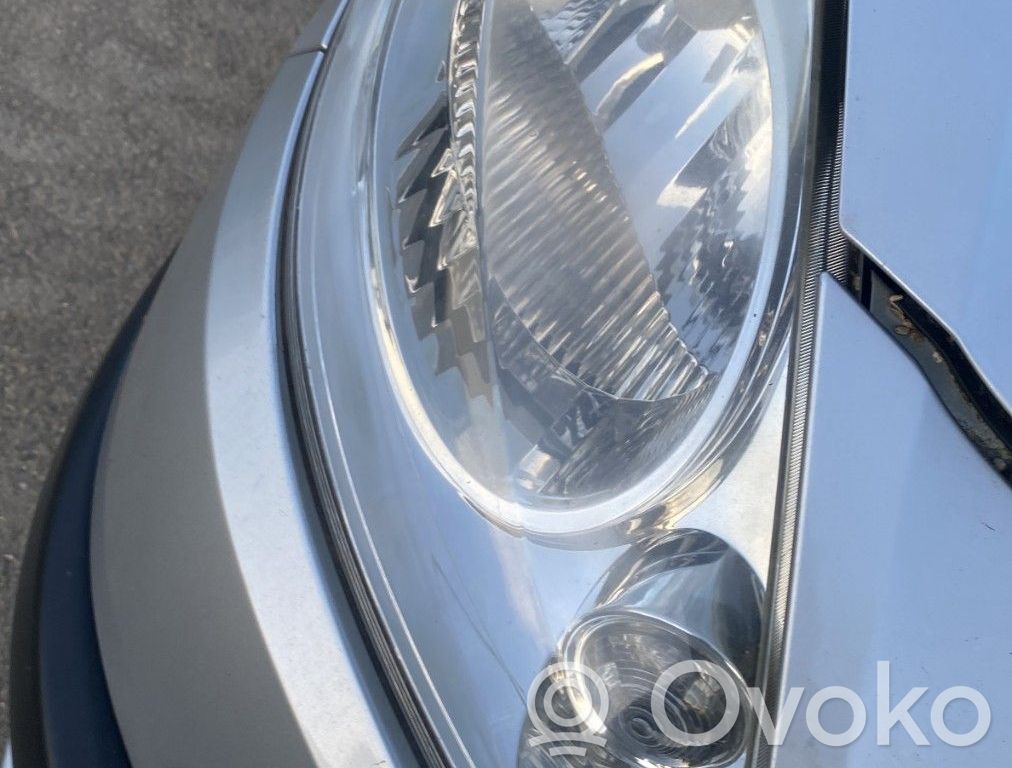 Peugeot 1007 Faro/fanale 