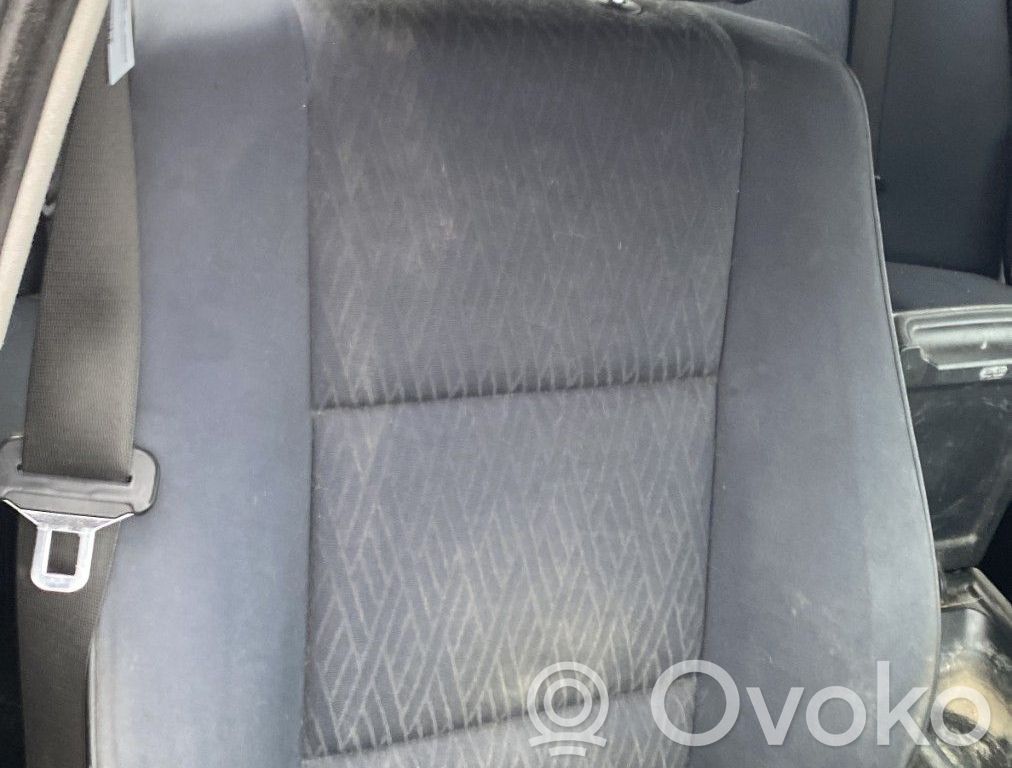 BMW 5 E39 Etumatkustajan istuin 
