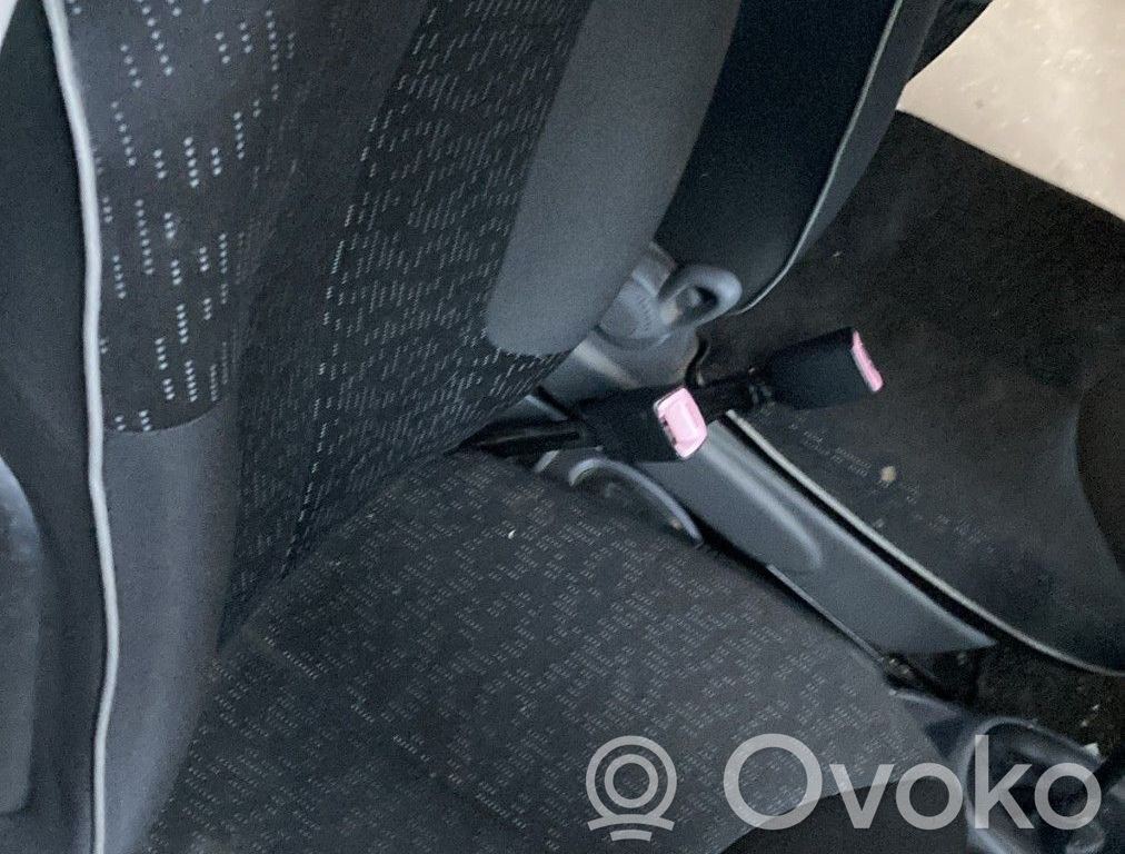 Peugeot 107 Fotel przedni pasażera 