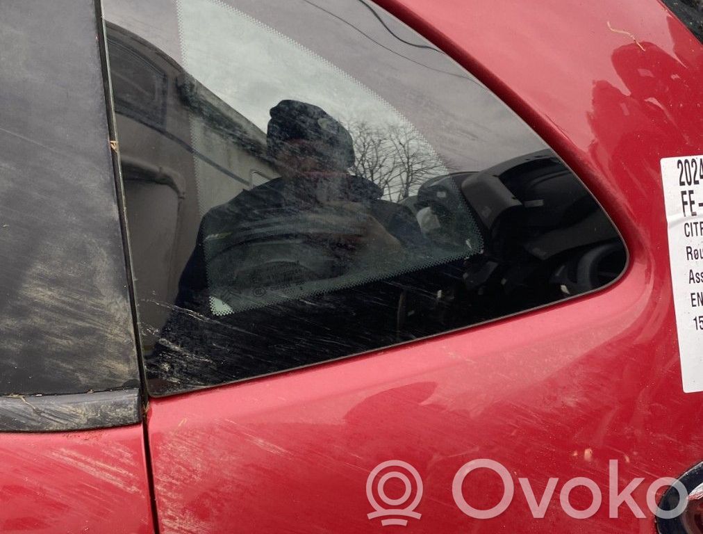 Citroen C3 Geam lateral spate 