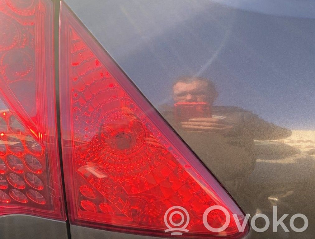 Peugeot 3008 I Lampă spate în capacul portbagajului 