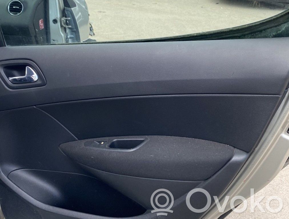 Peugeot 308 Boczki / Poszycie drzwi tylnych 