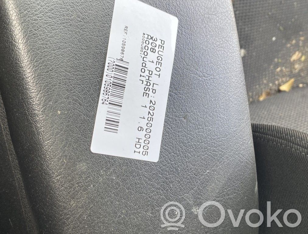Peugeot 308 Reposabrazos 