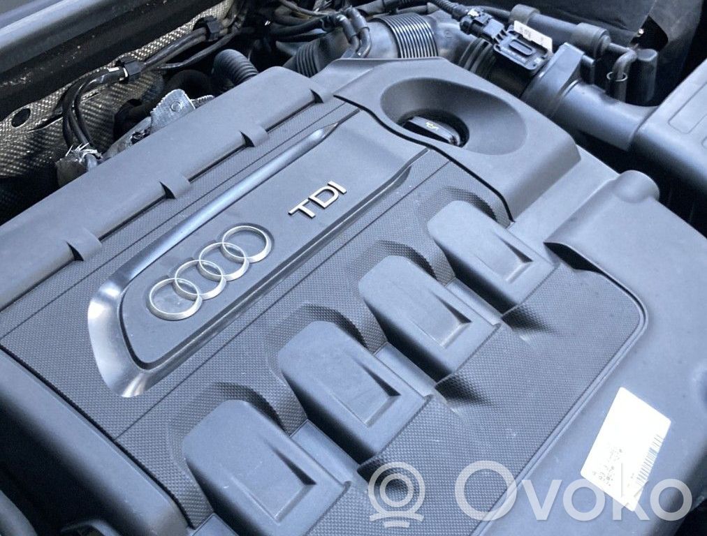 Couvercle cache moteur