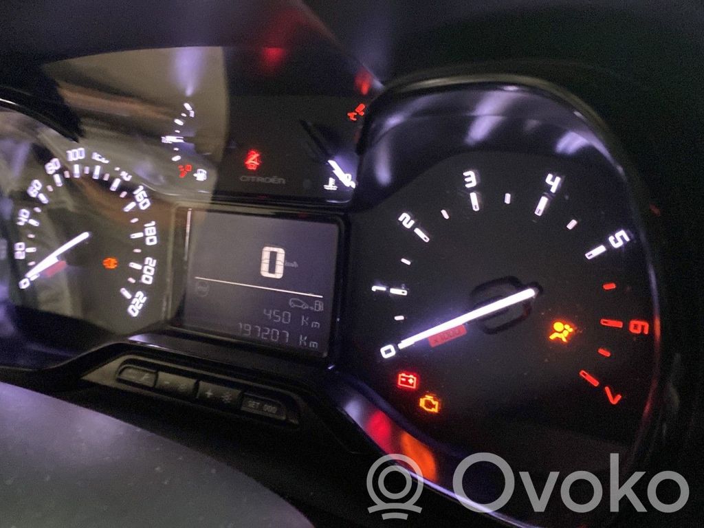 Citroen C3 Aircross Vitezometru (grup de instrumente) 