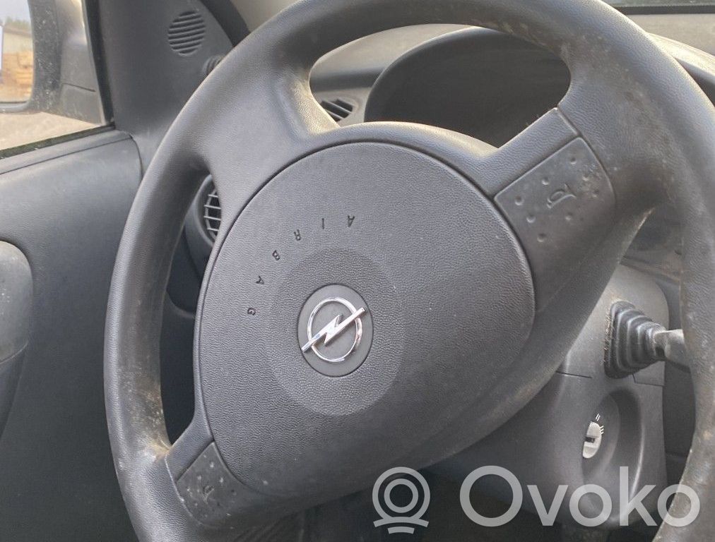 Opel Corsa C Steering wheel 