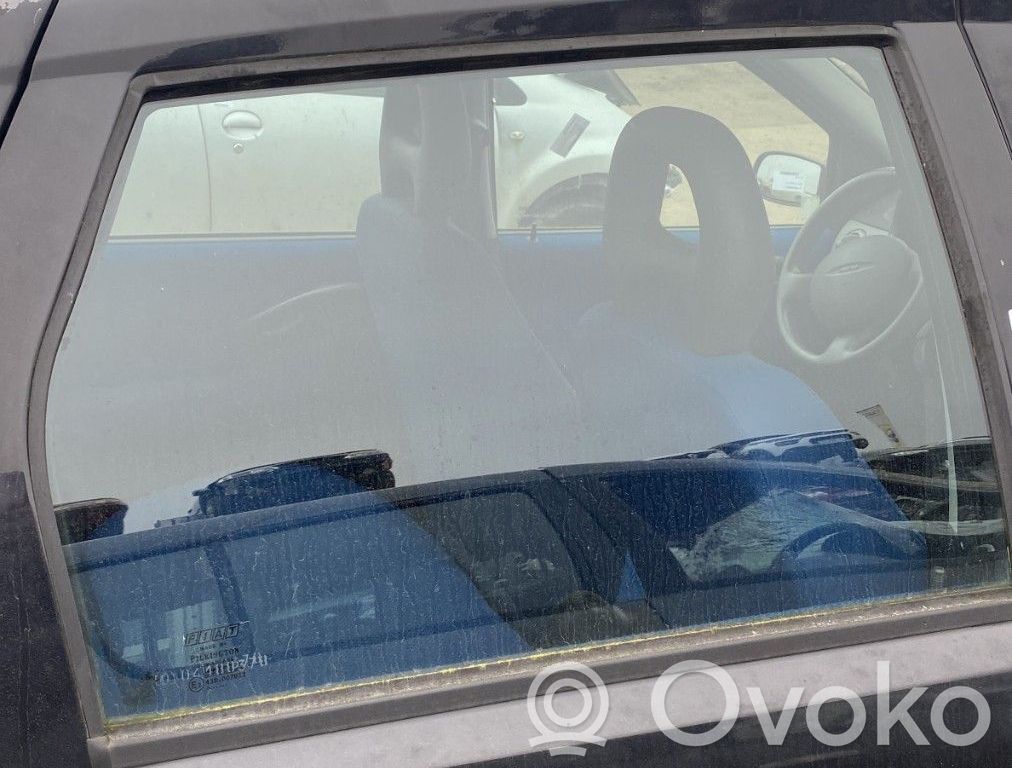 Fiat Punto (188) Szyba drzwi tylnych 