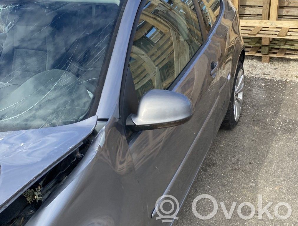 Volkswagen Golf V Serbatoio del carburante 
