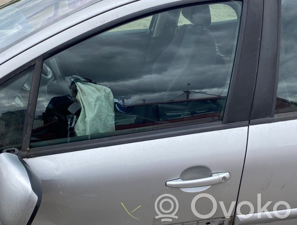Peugeot 207 Vetro del finestrino della portiera anteriore - quattro porte