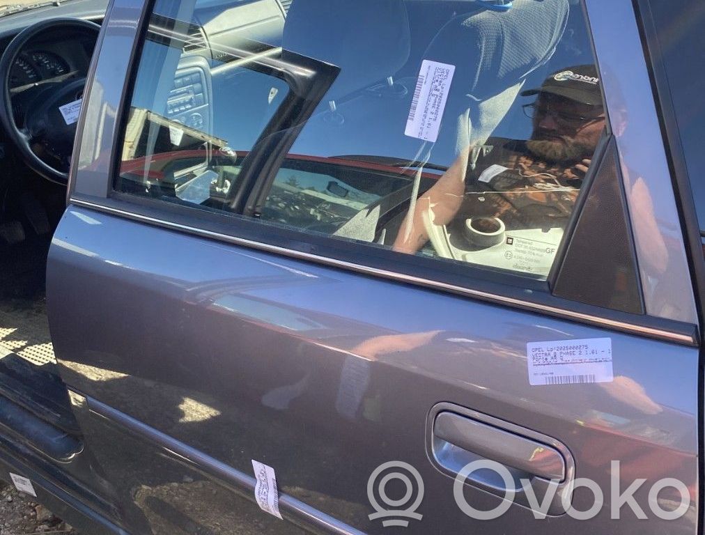 Opel Vectra B Puerta trasera 