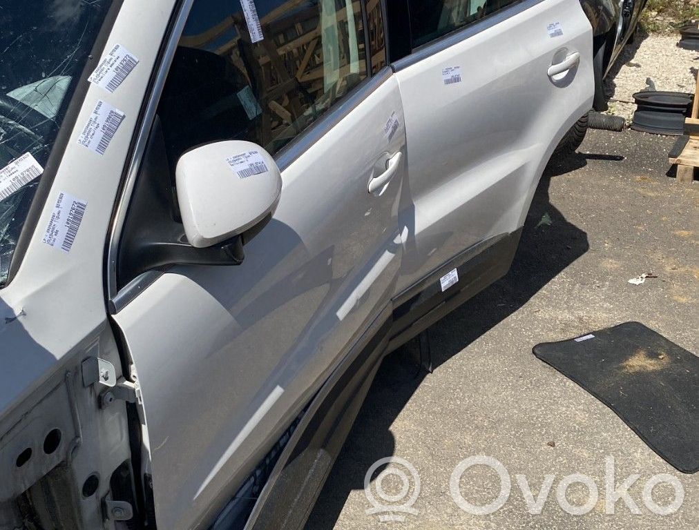 Volkswagen Tiguan Panou interior hayon/capotă portbagaj 