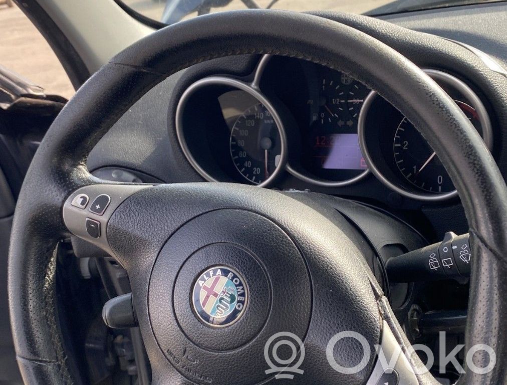 Alfa Romeo 147 Volante 