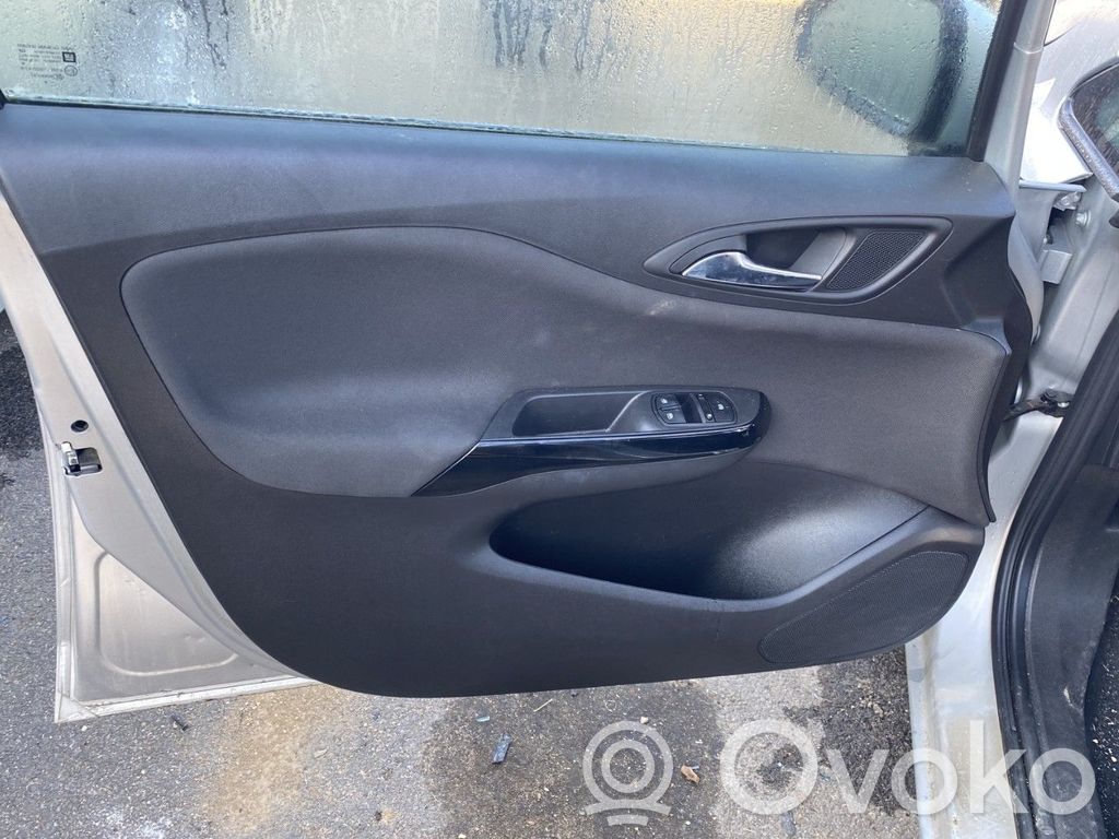 Opel Corsa E Priekšējo durvju apdare 