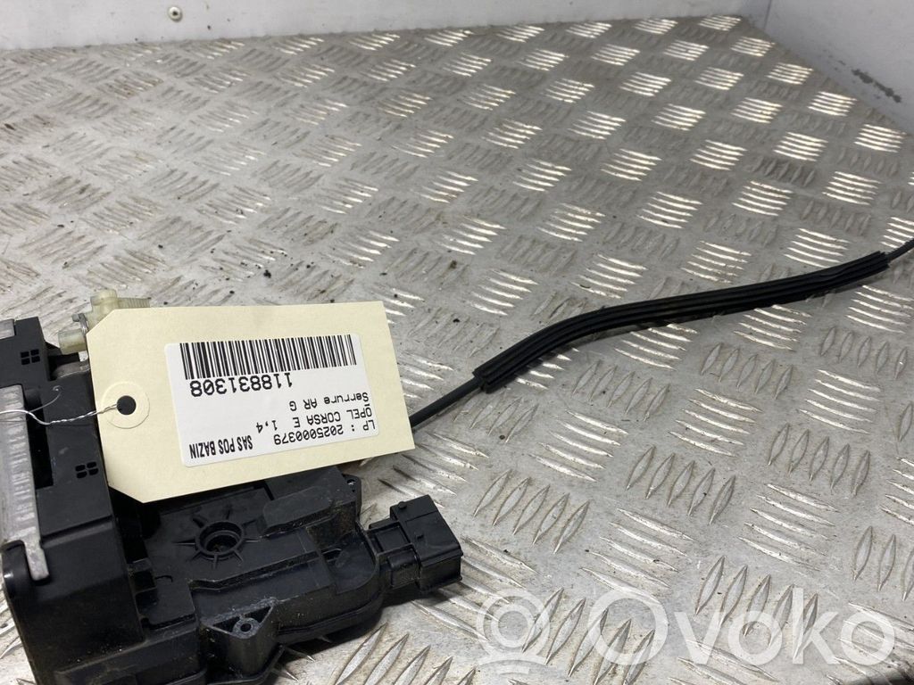Opel Corsa E Aizmugurē slēdzene 