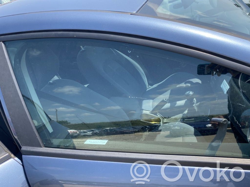 Fiat Bravo Szyba drzwi przednich 