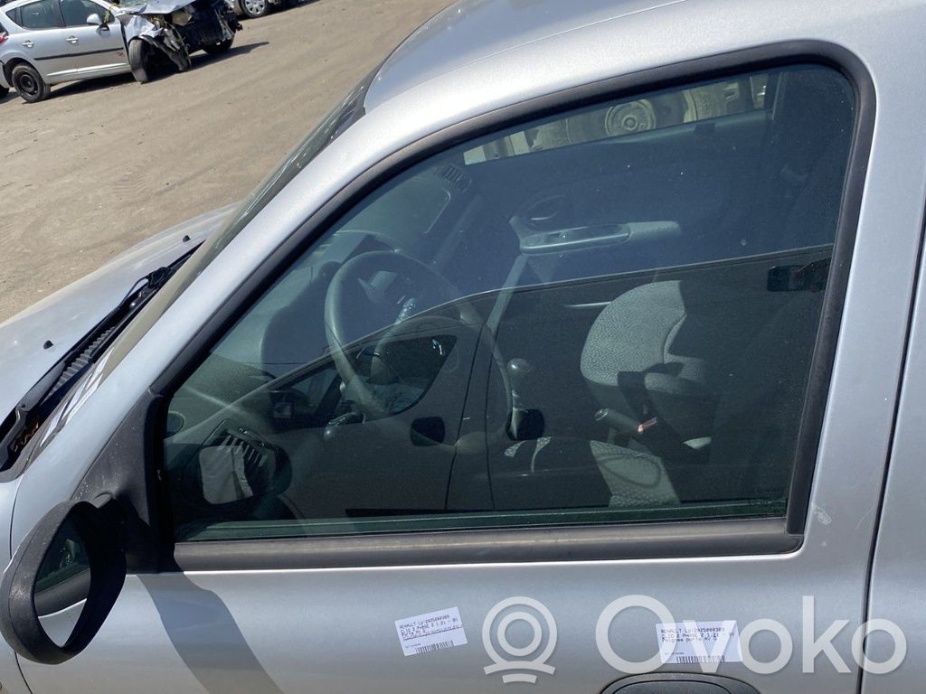 Renault Clio II Vetro del finestrino della portiera anteriore - quattro porte