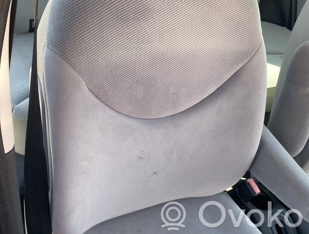 Citroen C3 Etumatkustajan istuin 