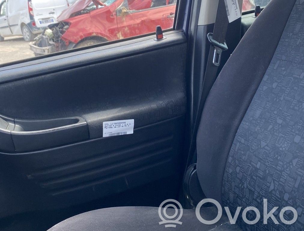 Opel Zafira A Etumatkustajan istuin 