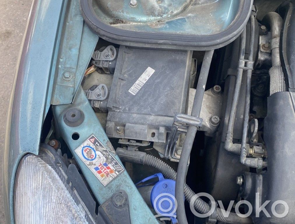 Peugeot 206 Engine control unit/module 