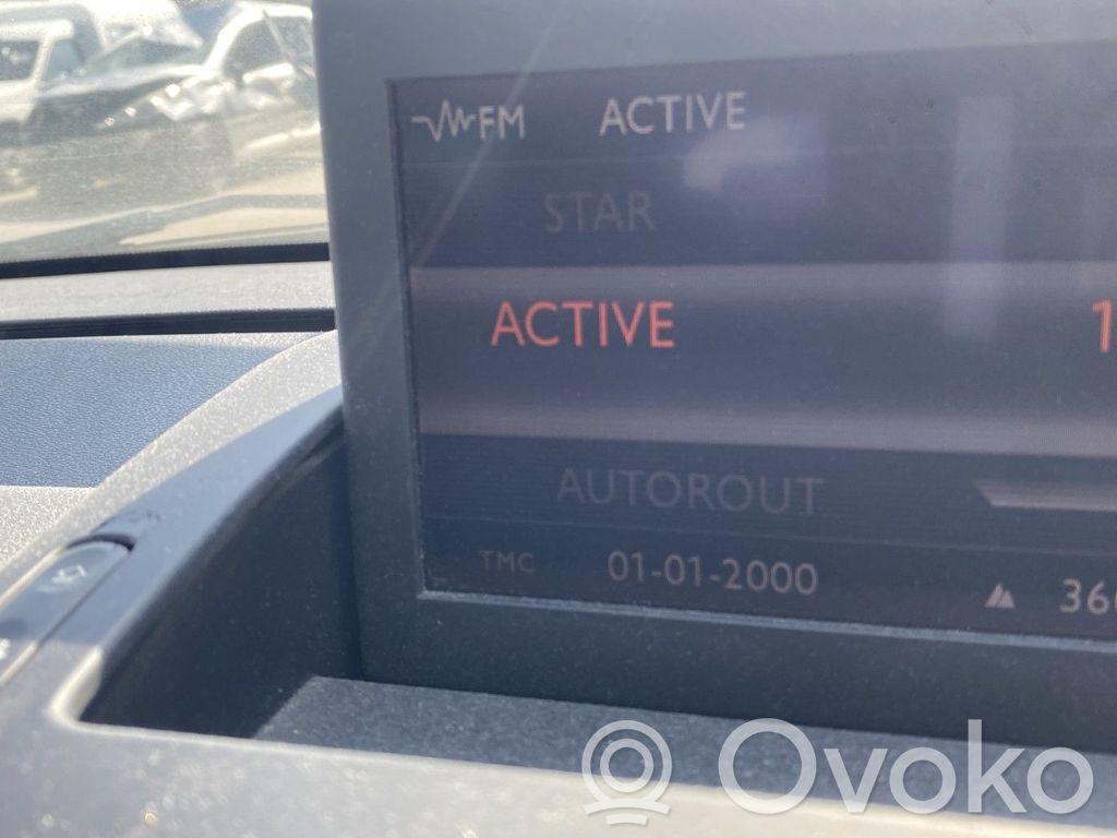 Peugeot 5008 Screen/display/small screen 