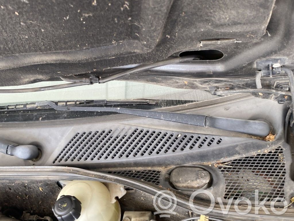 Renault Clio II Pyyhinkoneiston lista 