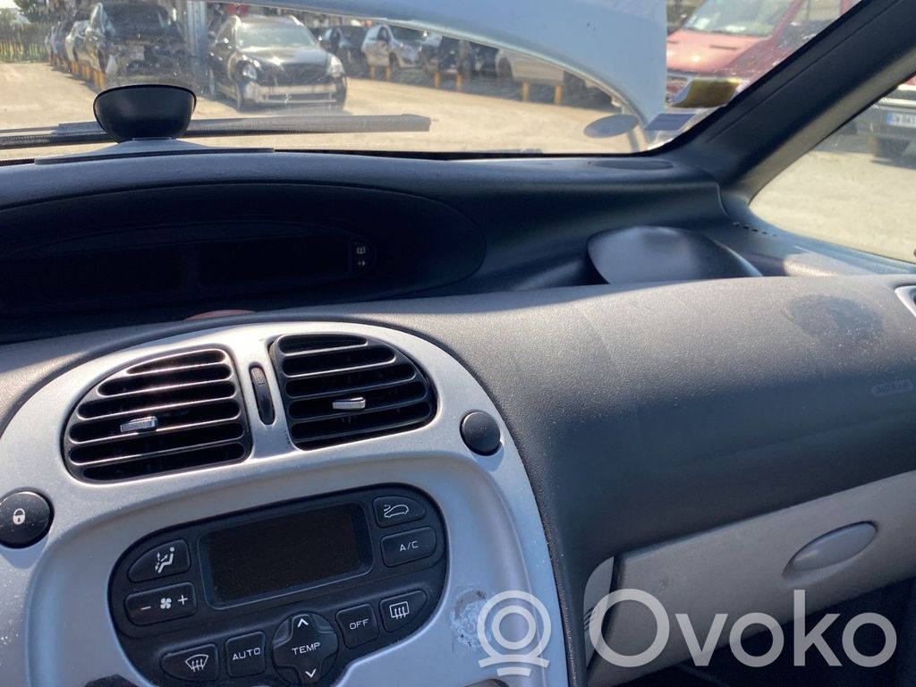 Citroen Xsara Picasso Panel de instrumentos 