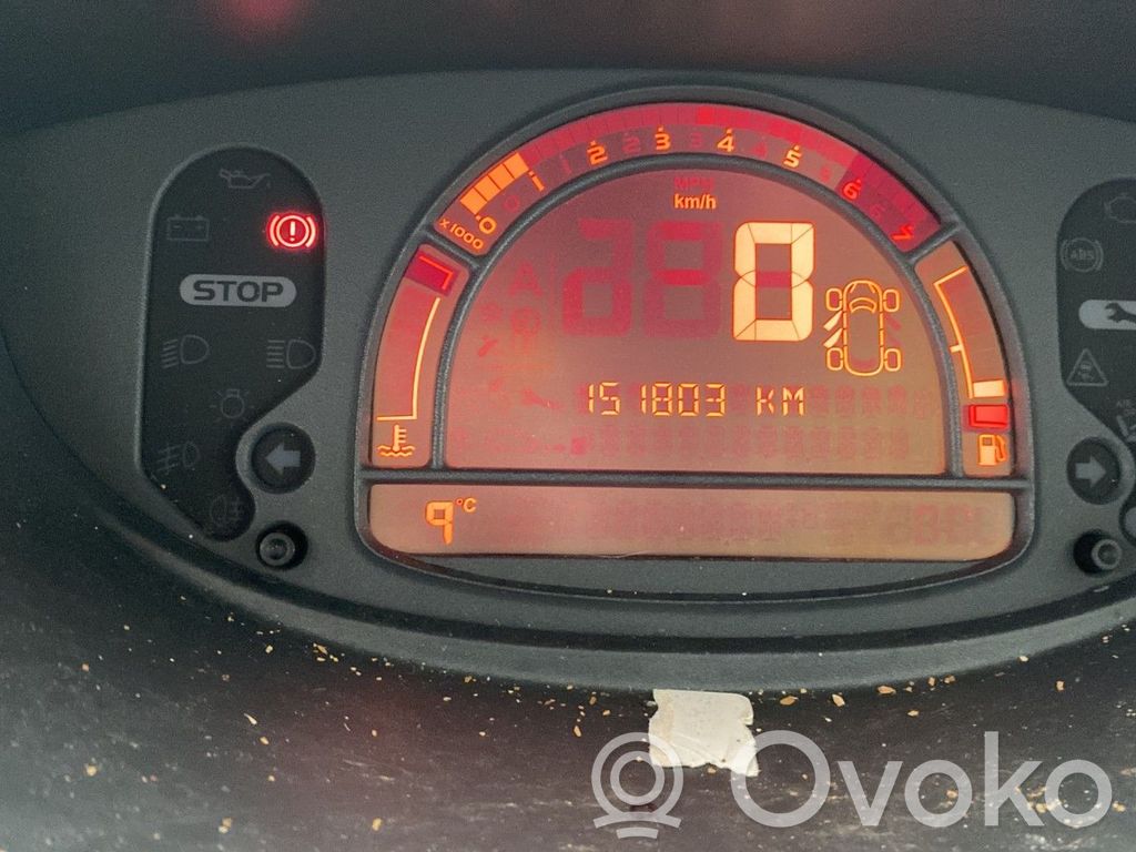 Renault Modus Speedometer (instrument cluster) 