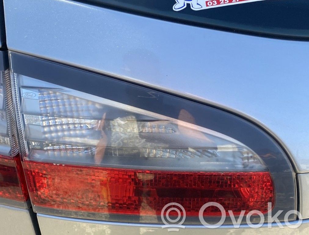 Ford S-MAX Luci posteriori del portellone del bagagliaio 