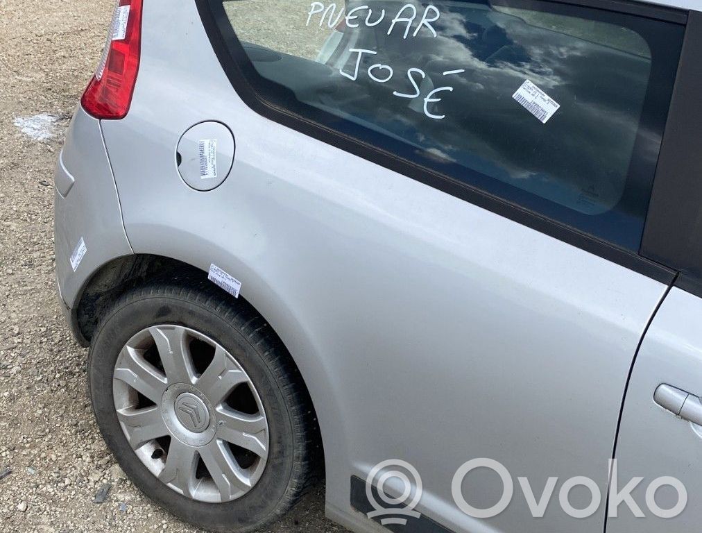 Panel lateral trasero   00008526AK