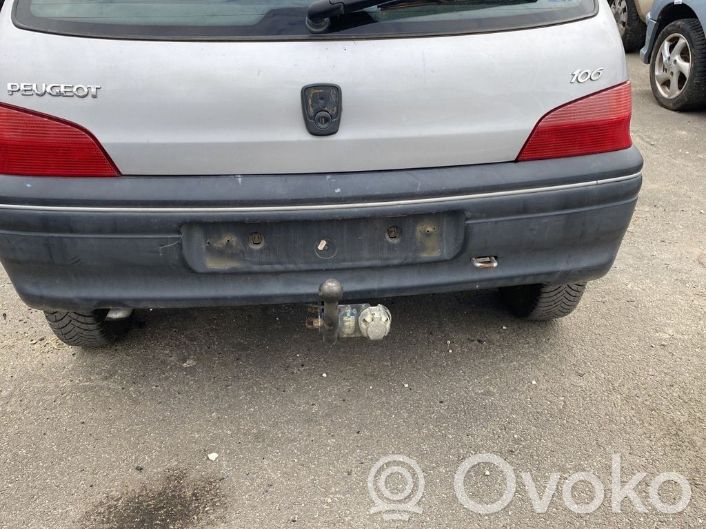 Peugeot 106 Parachoques 