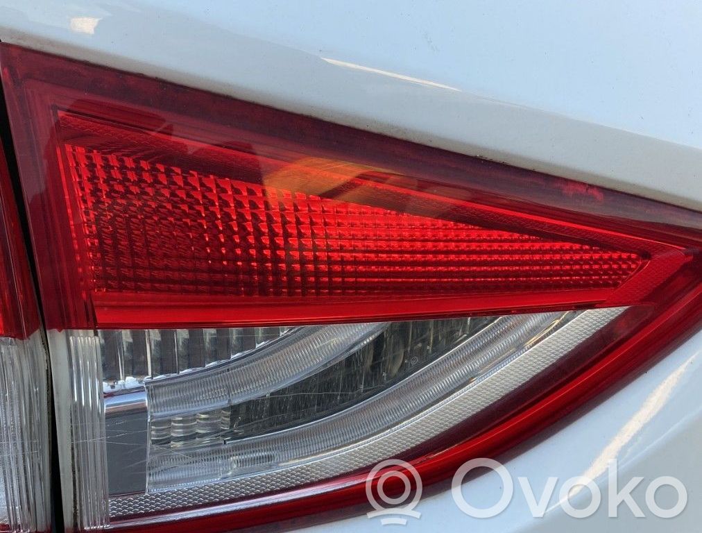 Ford Kuga II Takaluukun takavalot 