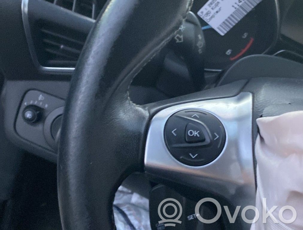 Ford Kuga II Ohjauspyörä 