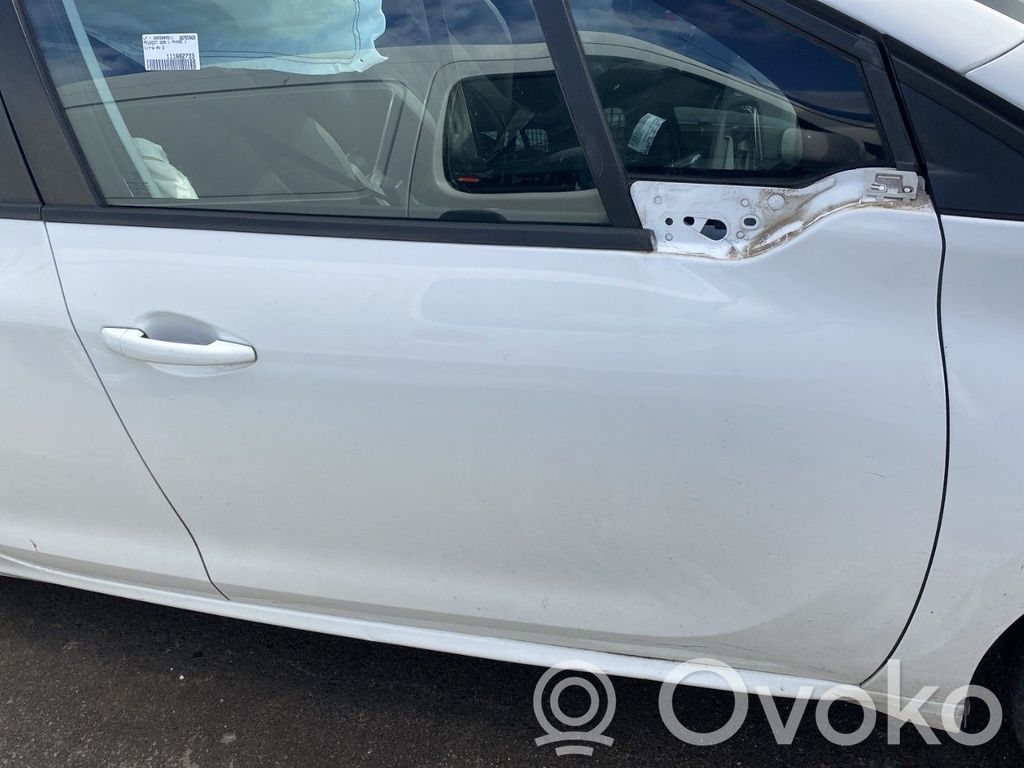 Peugeot 208 I Drzwi przednie 