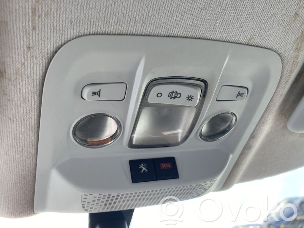 Peugeot 208 I Illuminazione sedili anteriori