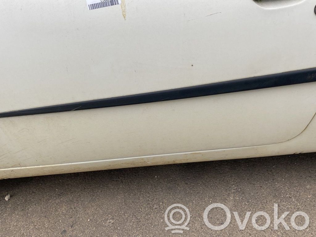 Fiat Punto (188) Listwa drzwi przednich 