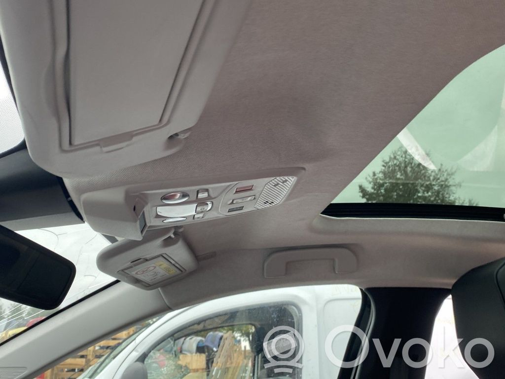 Citroen C4 III e-C4 Headlining 