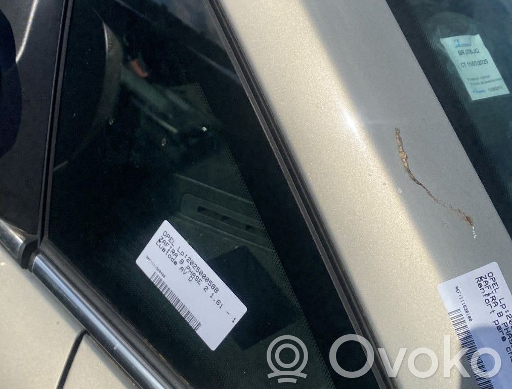 Opel Zafira B Geam triunghi față 