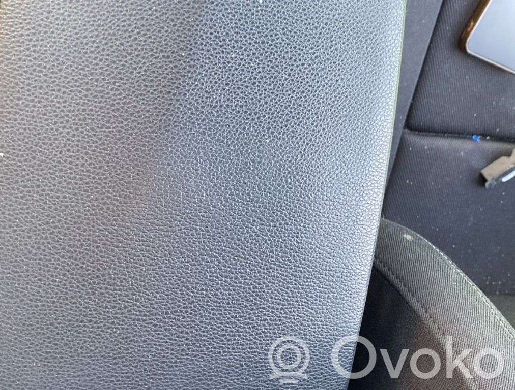 BMW 1 E82 E88 Armrest 