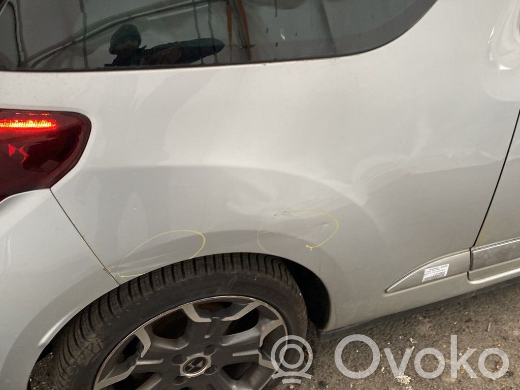 Panel lateral trasero   1607331880