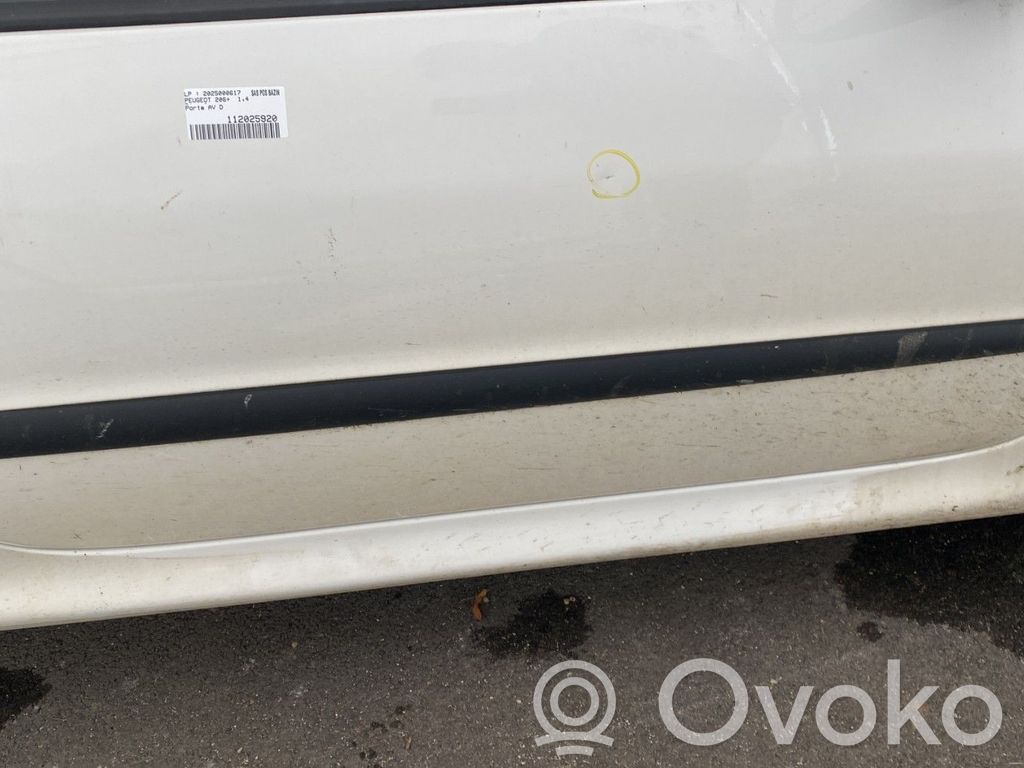 Peugeot 206+ Moulure de porte avant 