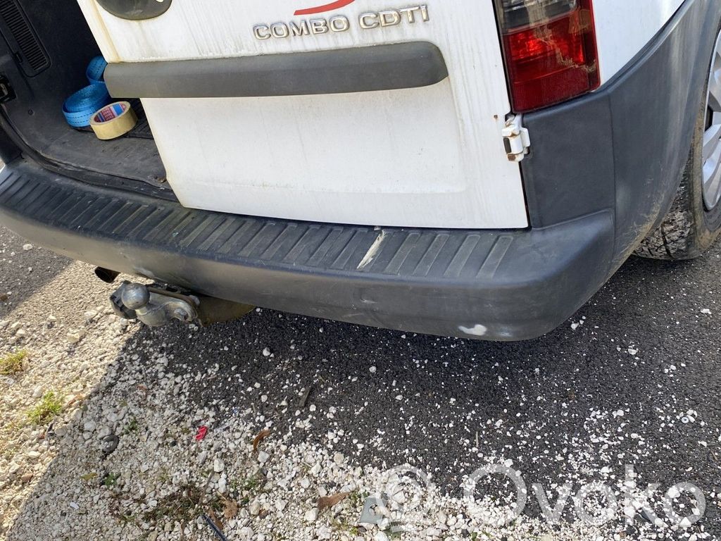 Opel Combo C Bamperis 