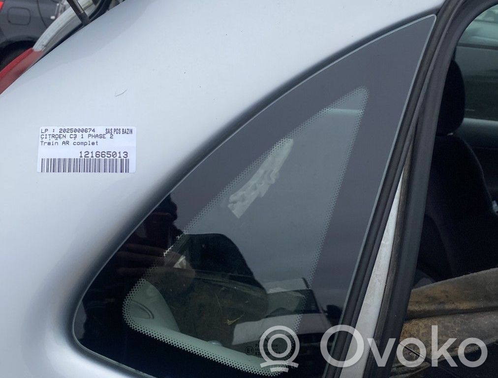 Vidrio lateral trasero   00009204H0