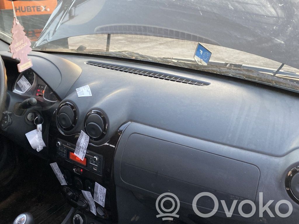 Dashboard   8200739435