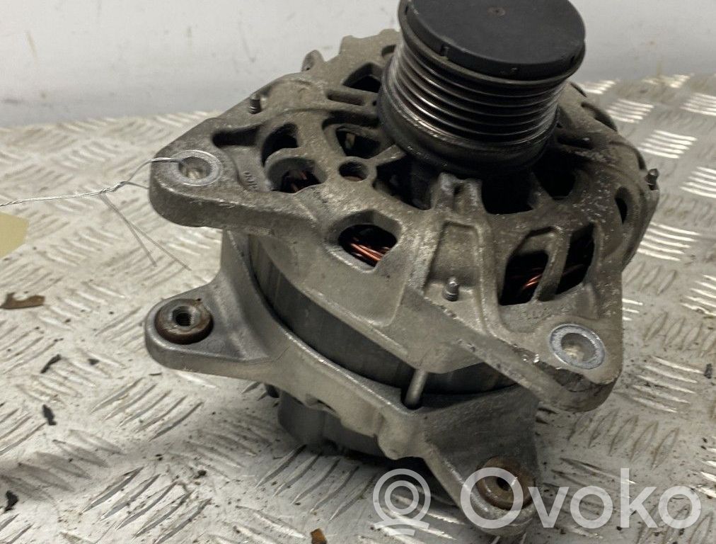 Renault Clio IV Generatore/alternatore 