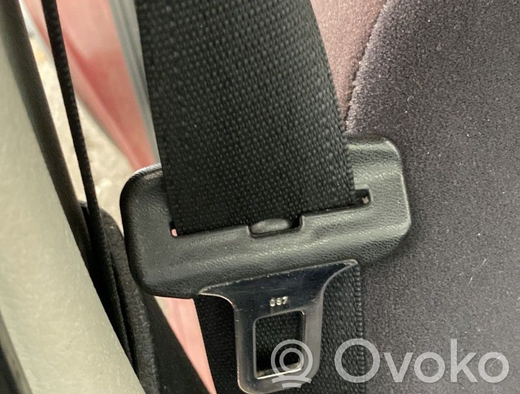 Opel Corsa B Cinturón delantero 