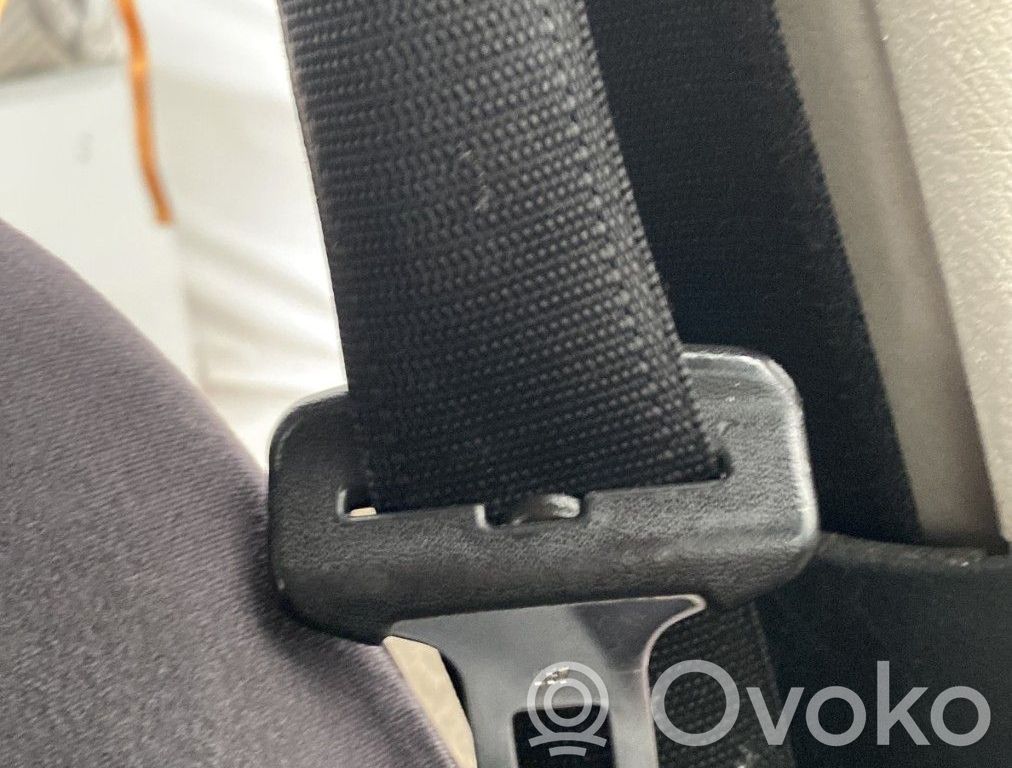 Opel Corsa B Cinturón delantero 